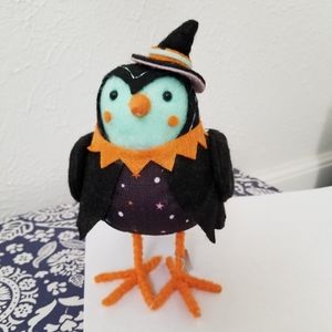 Halloween bird decoration